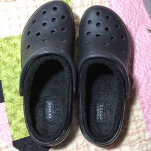 Crocs comfort Rubber soft fuzzy lined!